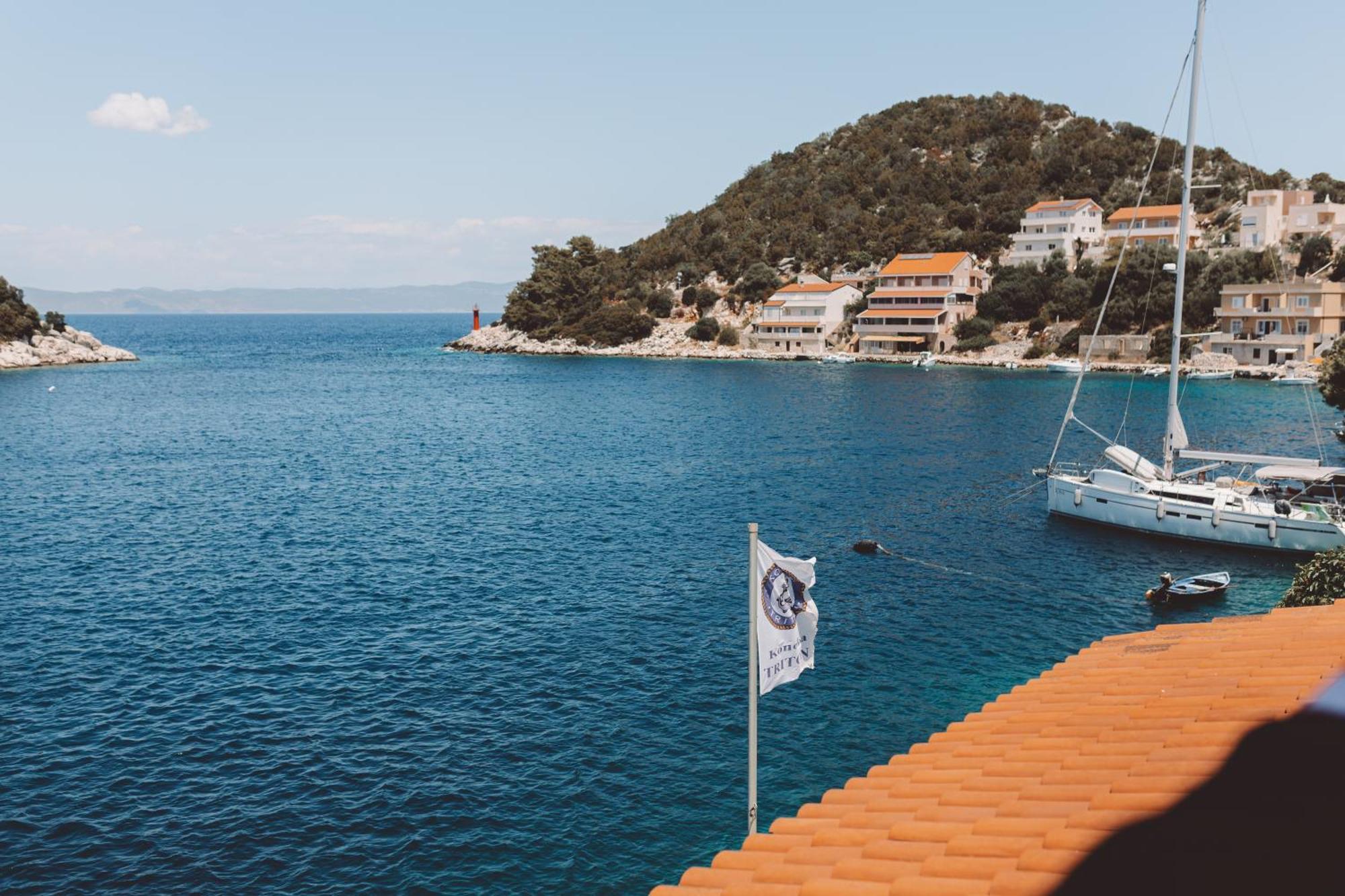 Accommodation Triton Lastovo Exterior foto